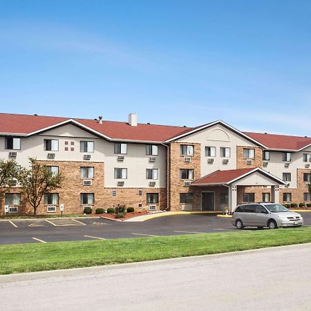 Super 8 By Wyndham Fairview Heights-St. Louis Motel Ngoại thất bức ảnh